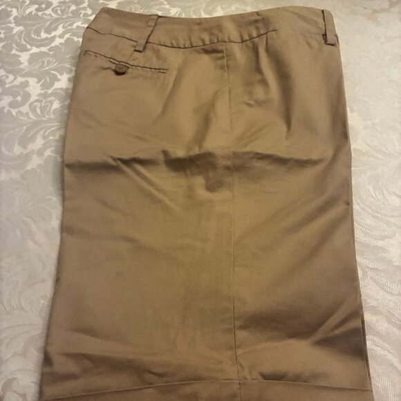 SHORTS THE LIMITED Drew Fit Sz 8 Bermuda Walking Shorts w/Cuffs Khaki - Picture 2 of 8